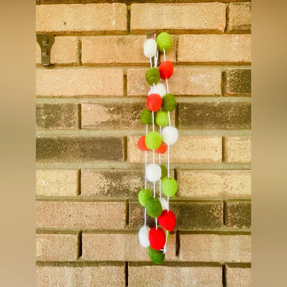 *Felted Wool Holiday Garland